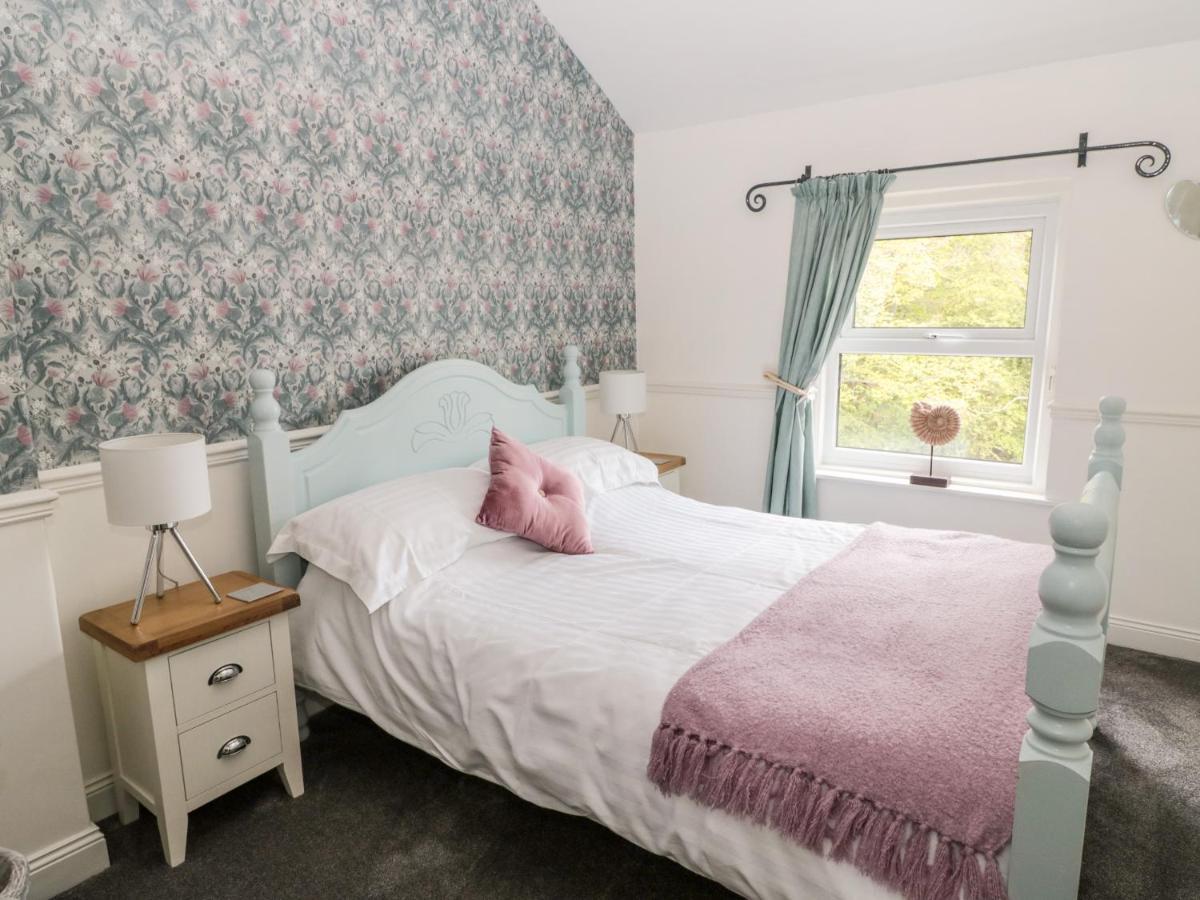 St Cuthbert'S Cottage Beal Bagian luar foto