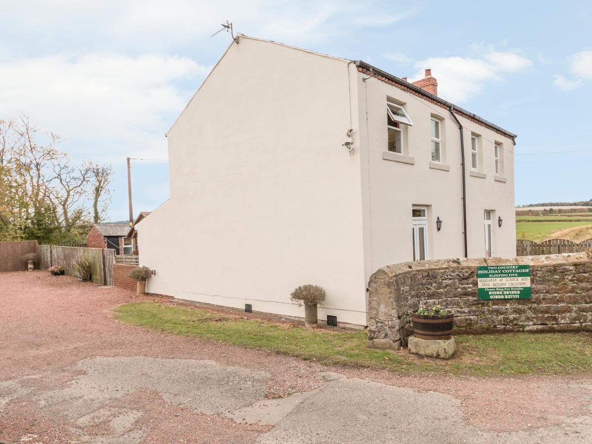 St Cuthbert'S Cottage Beal Bagian luar foto